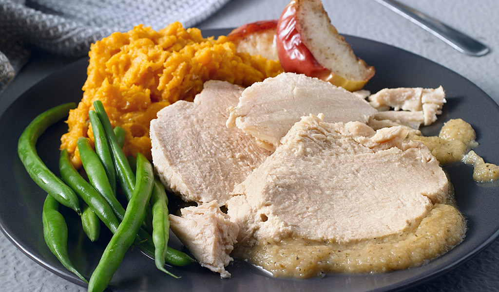 Olymel turkey roast with apples